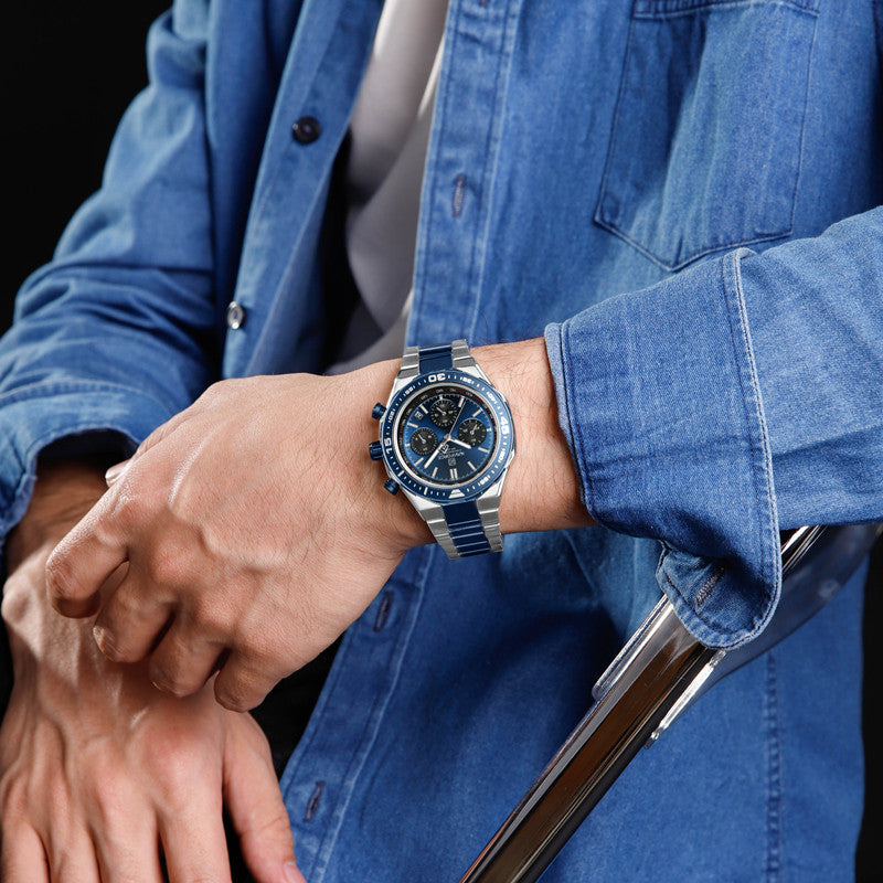 NAVIFORCE NF8049, a 42mm quartz chronograph homage watch for men in their 40s and 50s, with a sophisticated look and date display.