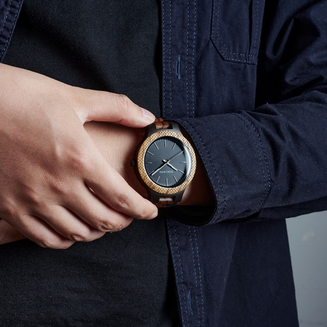 BOBO BIRD D30 Wooden Watch for Men in Their 40s and 50s, Hypoallergenic, Black Dial