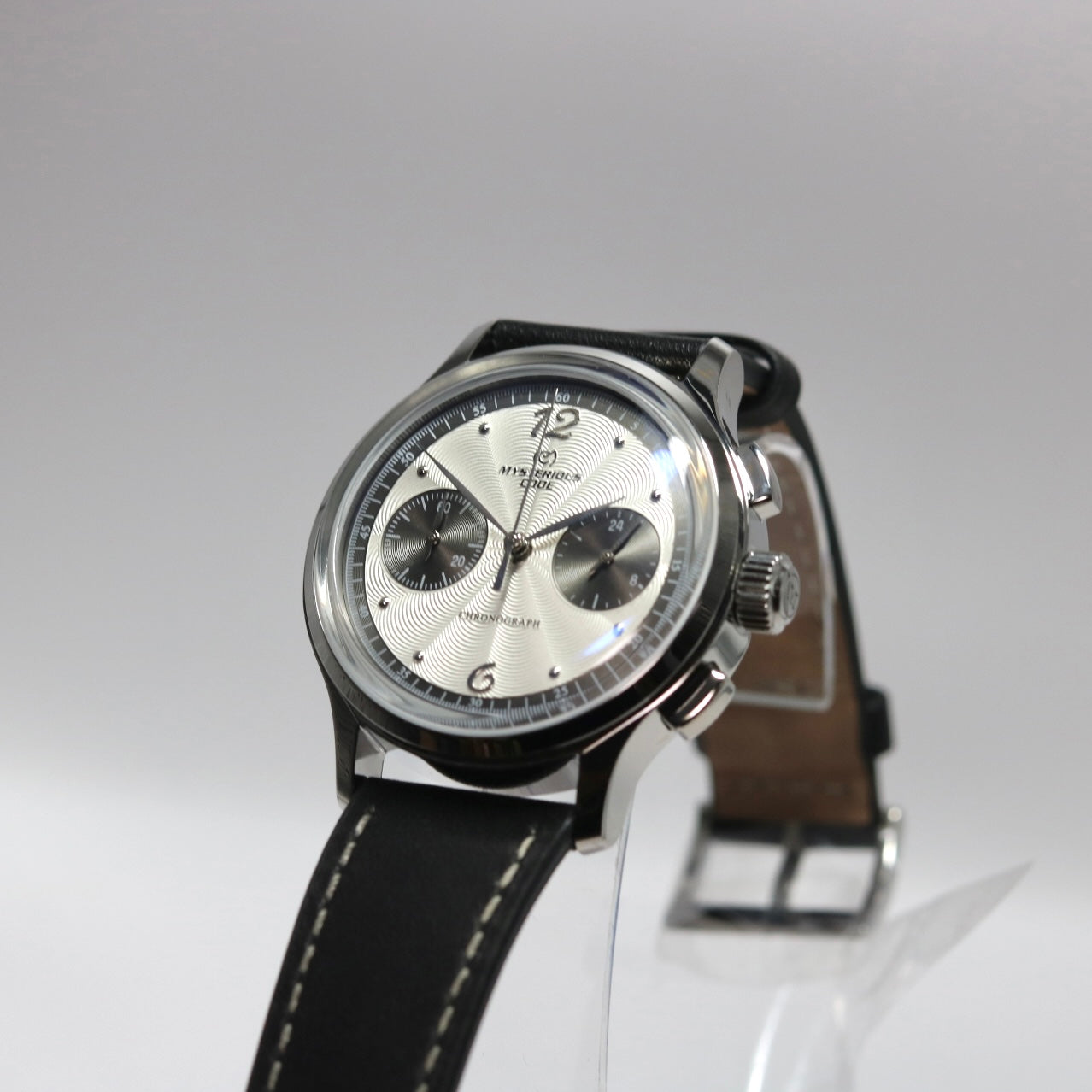 Men's 38mm Chronograph Quartz Watch with White Leather Strap, MYSTERIOUS CODE, for Men in their 40s and 50s