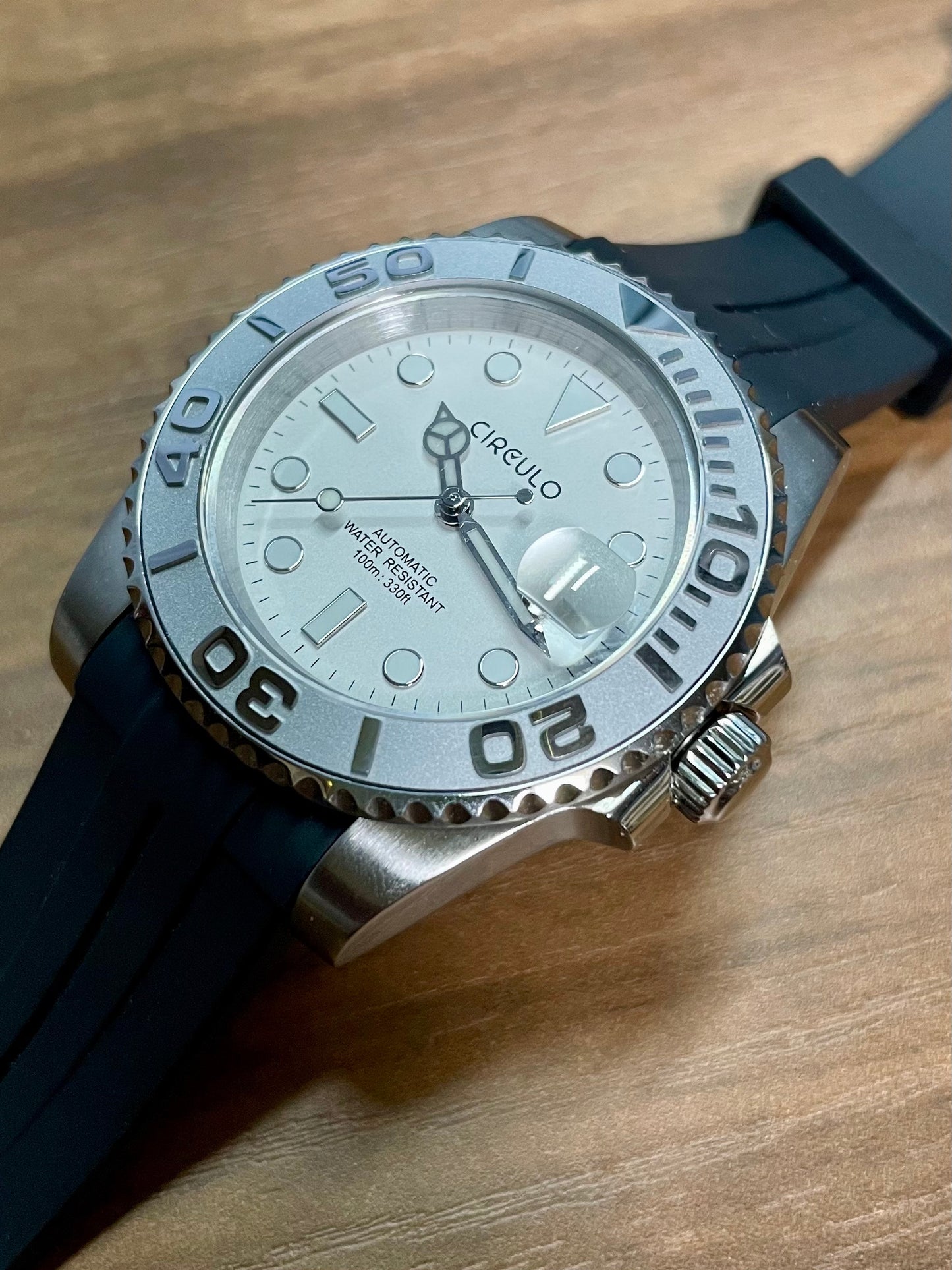 Men's Automatic Watch with Manual Winding and Rubber Strap, Perfect Birthday Gift. CIRCULO CI-003.