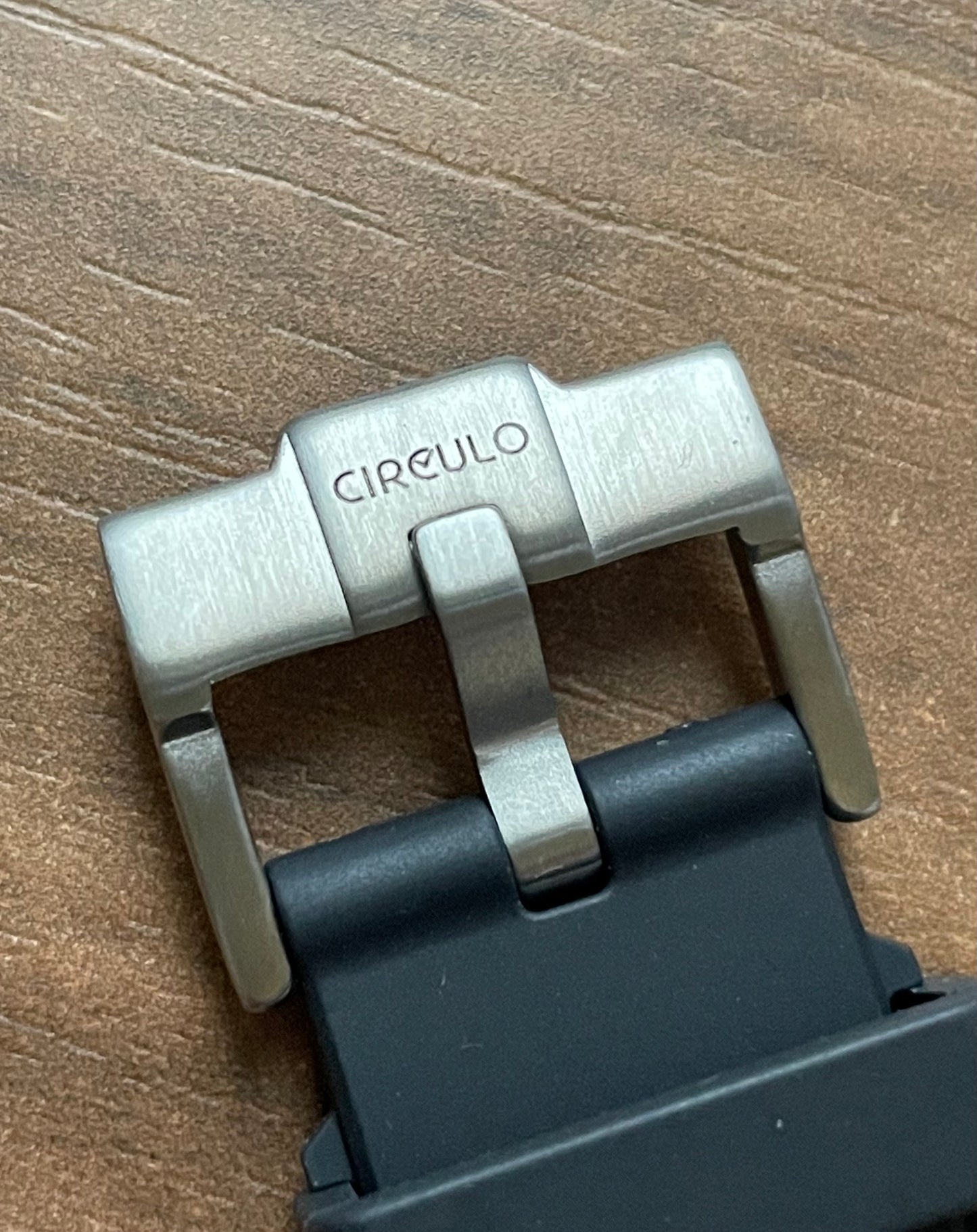 Men's Automatic Watch with Manual Winding and Rubber Strap, Perfect Birthday Gift. CIRCULO CI-003.